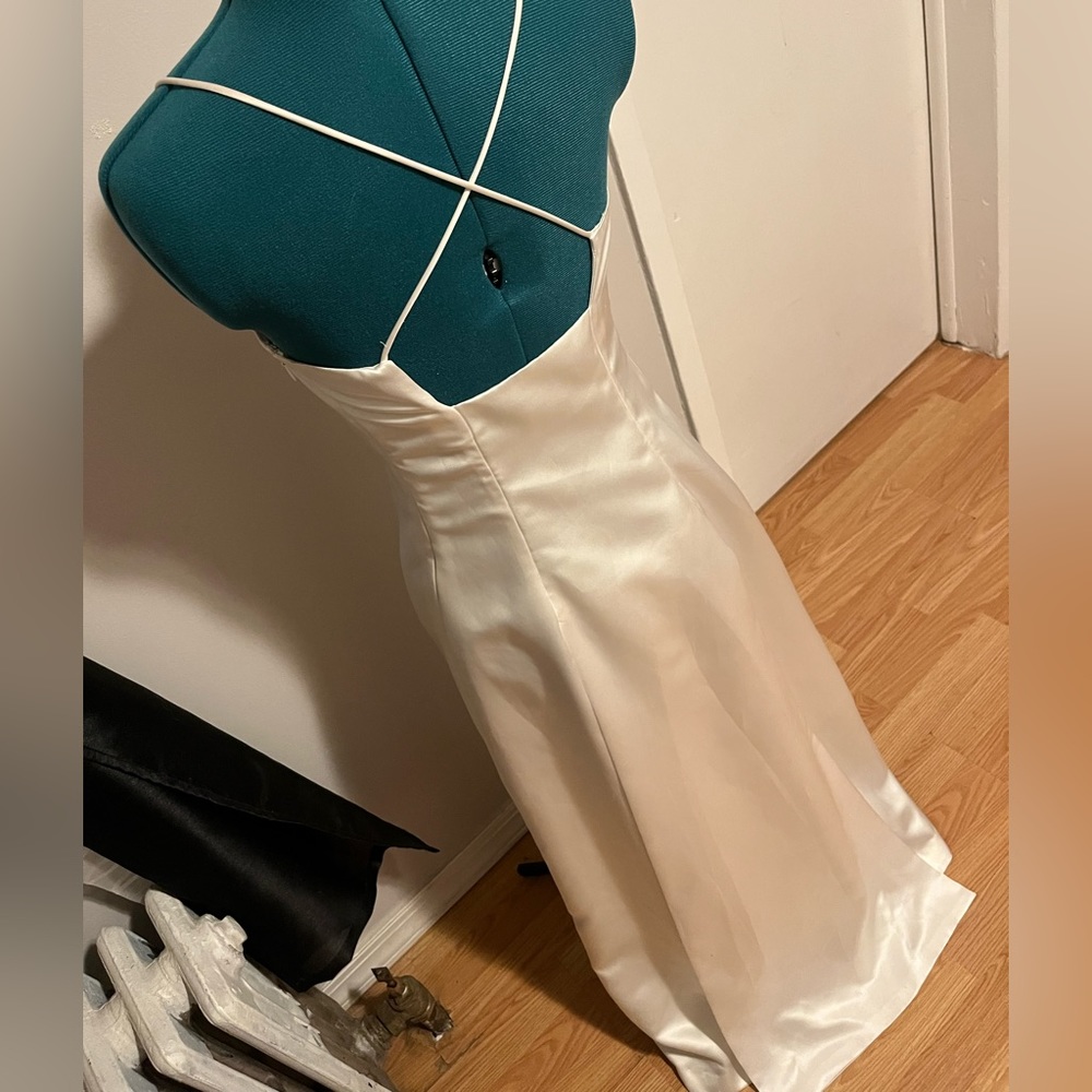 VINTAGE Vera Wang Wedding Gown